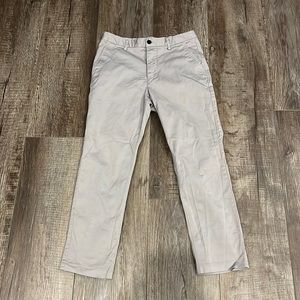 H&M’s slim fit chino’s stretch cotton twill. Like new.  Originally $35
